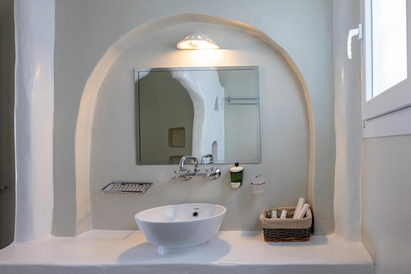 Soulmate'S Suites Tinos Kionia Exterior foto