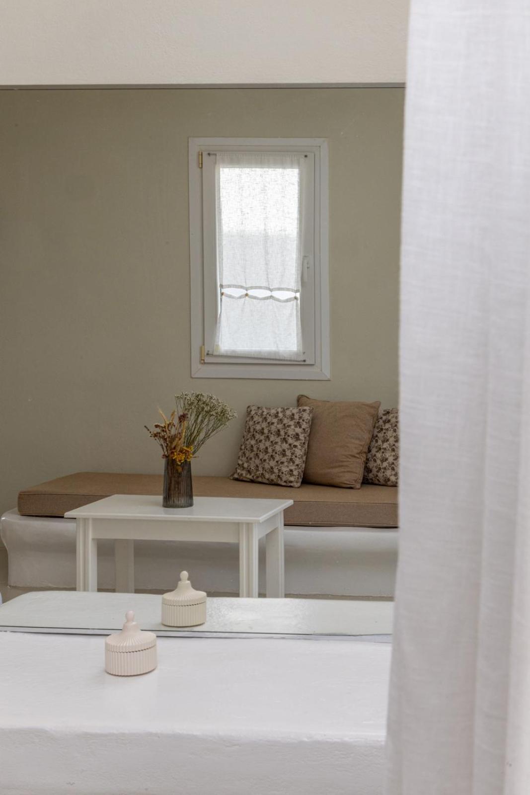 Soulmate'S Suites Tinos Kionia Exterior foto