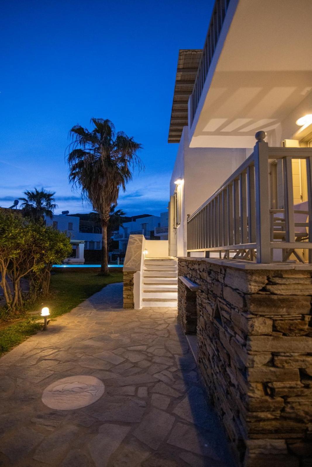 Soulmate'S Suites Tinos Kionia Exterior foto